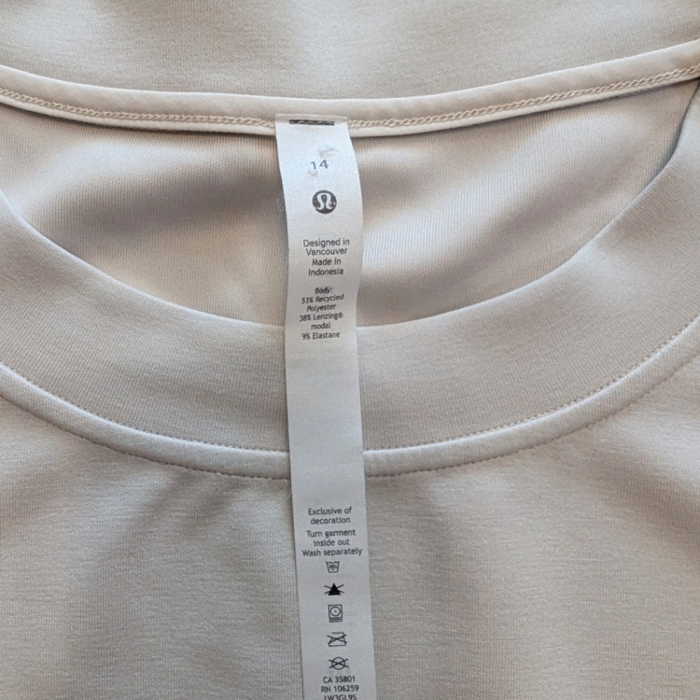 Lululemon Softstreme Cropped Crew - Picture 6 of 8